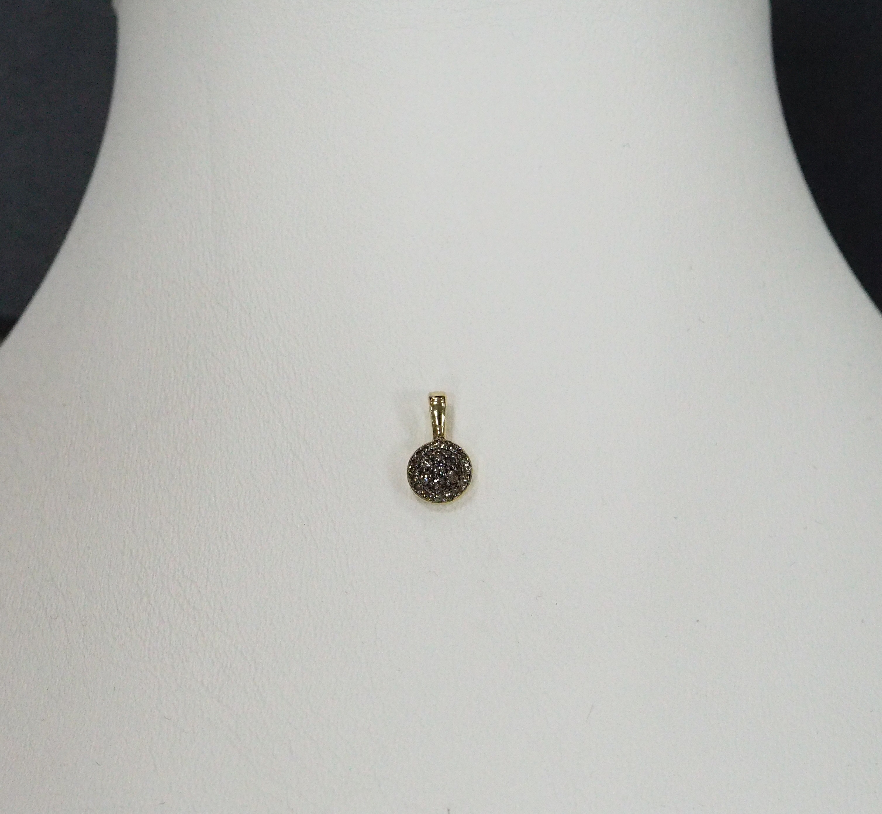 Серебряная подвеска с коньячными бриллиантами